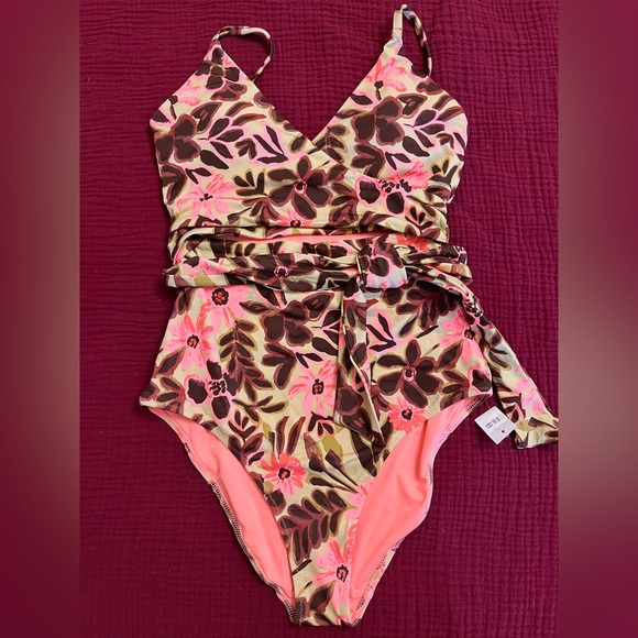 Aerie Wrap One Piece Swimsuit - Picture 5 of 5